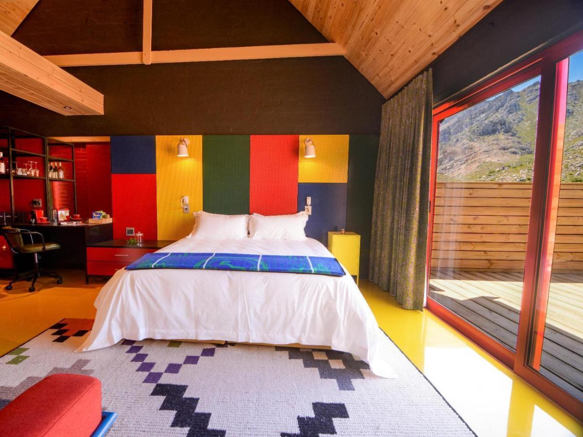 Pitstop Lodge Гордонс-Бэй Экстерьер фото